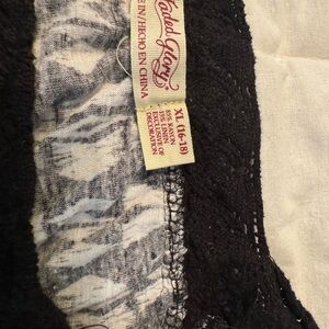 Cute dress top, lite weight, lots of compliments!